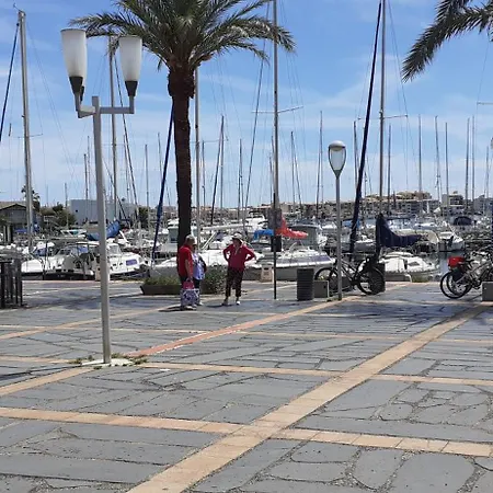 Centre Port Du Cap D'agde * אגדה